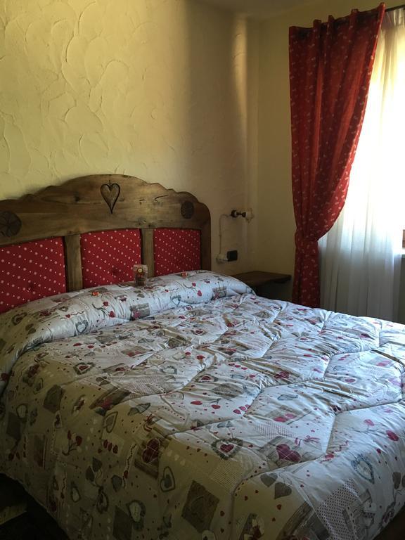 Appartamento Fleur Des Neiges Aosta Esterno foto