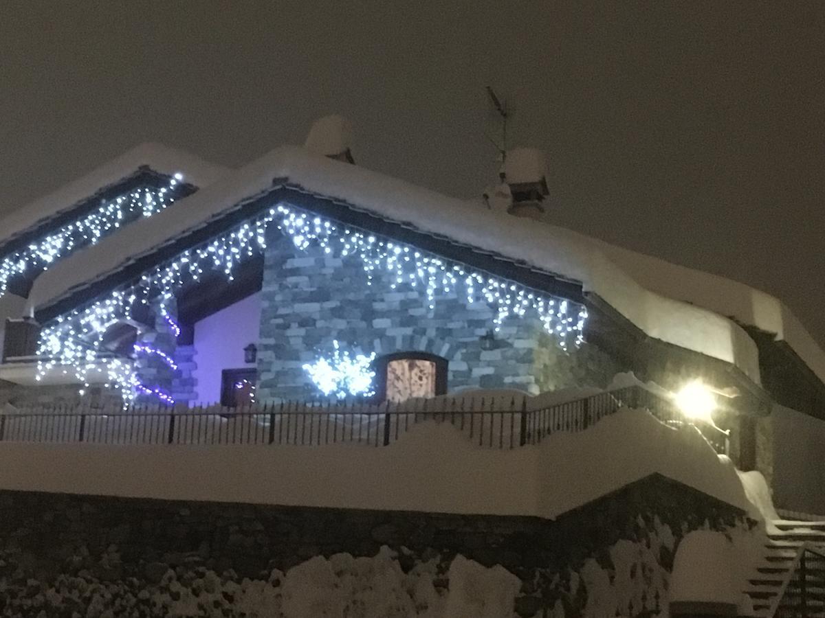 Appartamento Fleur Des Neiges Aosta Esterno foto