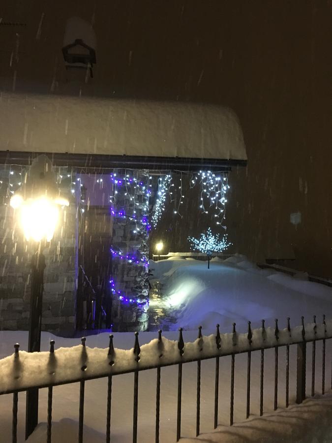 Appartamento Fleur Des Neiges Aosta Esterno foto